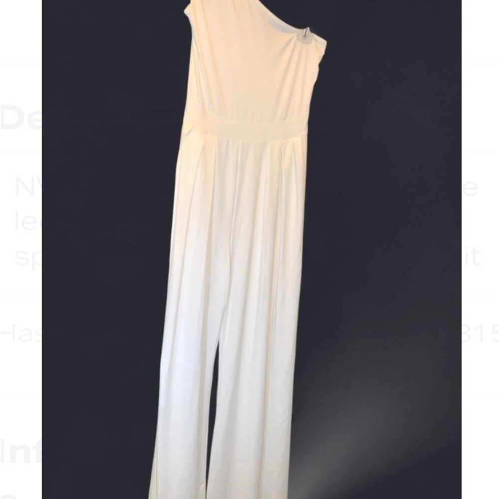 CHICME White Cold Shoulder Jumpsuit